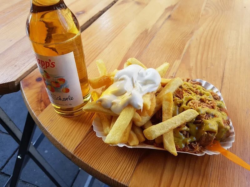 Currywurst Taunus 25