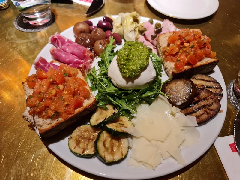 L'Osteria Frankfurt Junghofstrasse