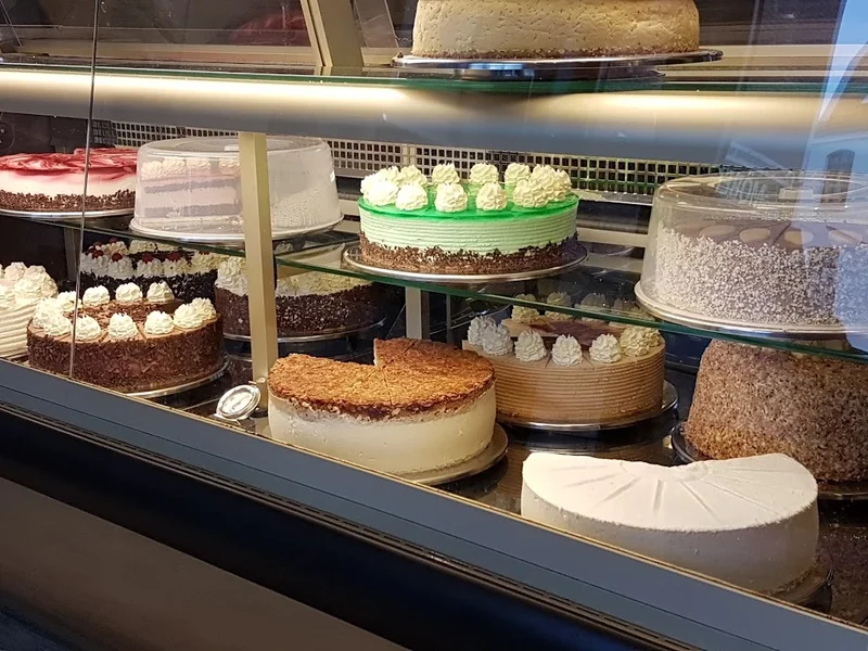 Konditorei & Café Robl Feinstetorten