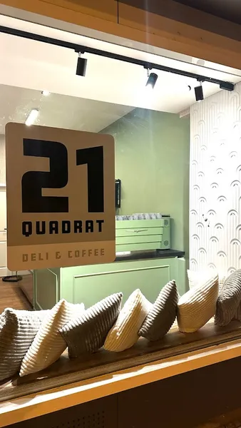 21 QUADRAT DELI & COFFEE