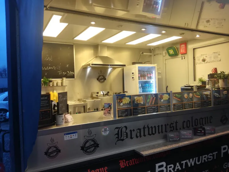 Bratwurst.Cologne ® (Grillwagen: Bratwurst, Pommes & Getränke)