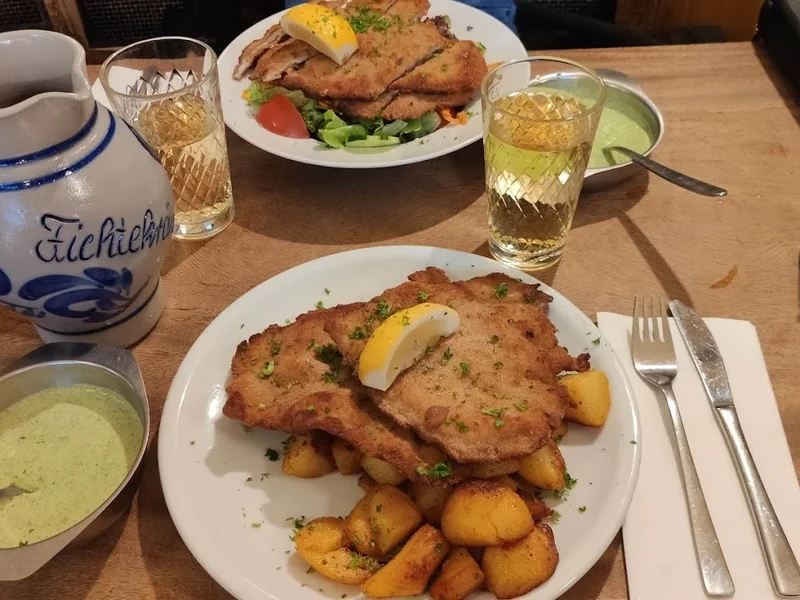 Apfelwein-Wirtschaft Fichtekränzi