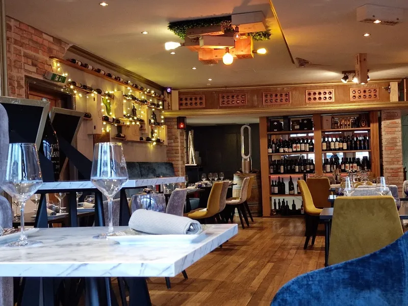 Eliá Restaurant