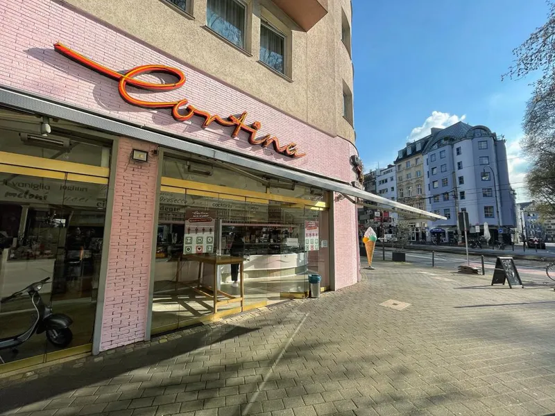 Eiscafé Cortina