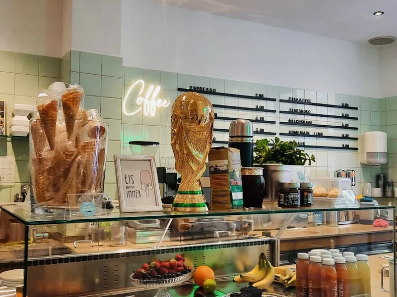 Mint Ice Cream & Coffee FFM