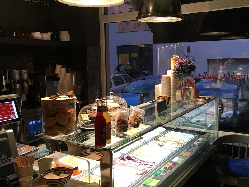 Bizziice Eisdiele Organic Gelato Nordend