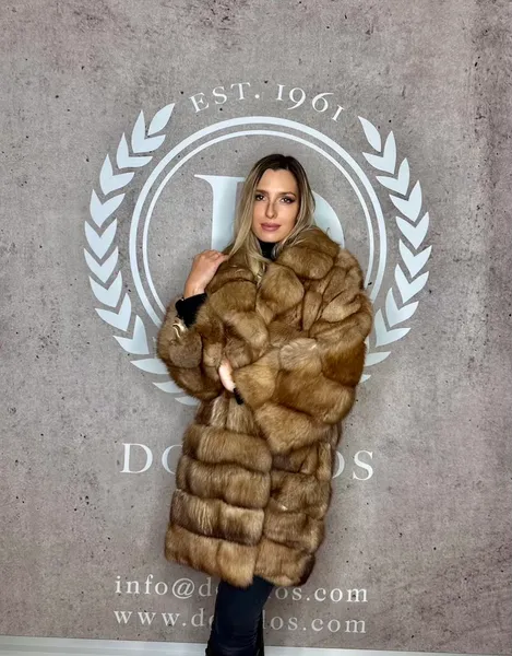 Douvlos est. 1961 Pelz Mode & Accessoires Fur Fashion Shop
