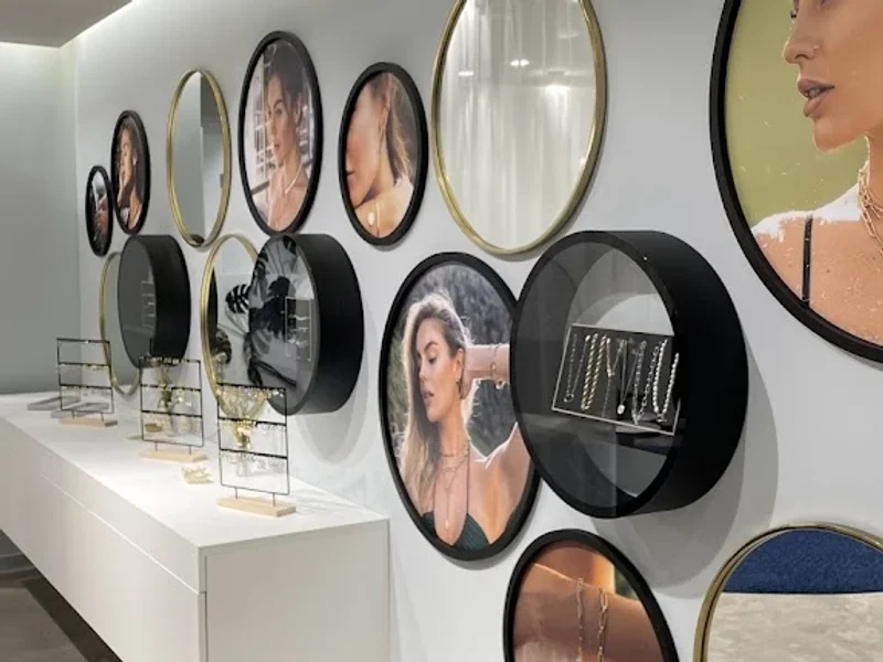 ICRUSH Schmuck - Flagshipstore Frankfurt