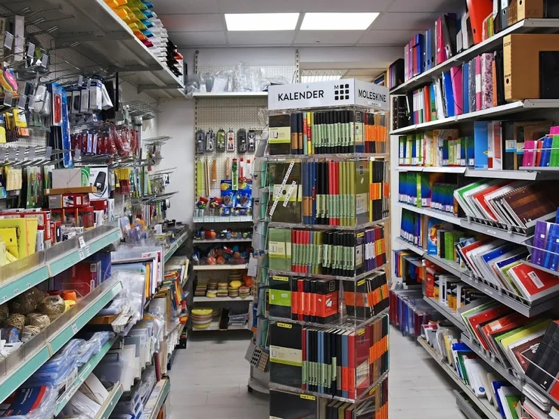 Klein Büro- und Modellbaubedarf