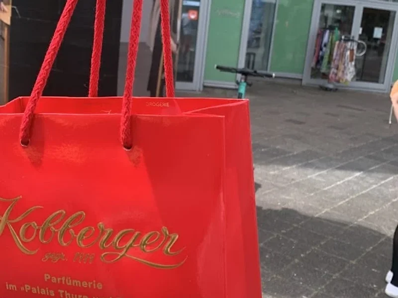 Parfümerie Kobberger Textorstraße Sachsenhausen am Lokalbahnhof