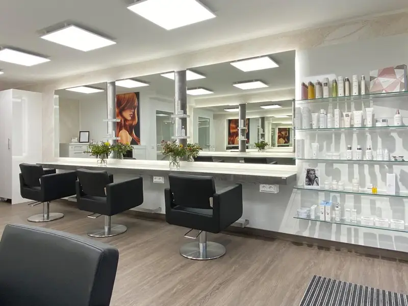 WE LOVE HAIR/Friseure Köln