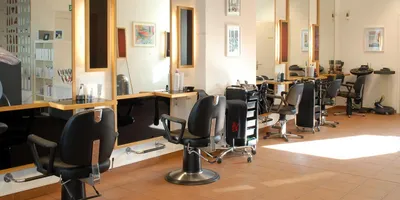 Liste 9 friseure in Mülheim Köln⁠