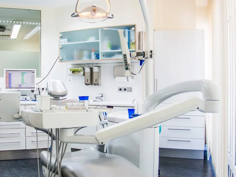 Zahnarzt Köln Nippes - Zentrum für Zahnmedizin Neusser Strasse