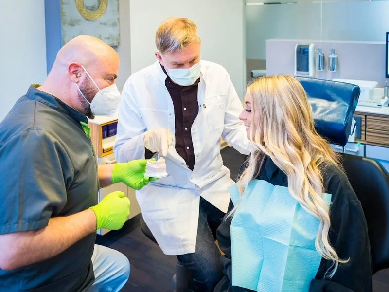 Zahnärzte im Bazaar | Ihr Zahnarzt Köln