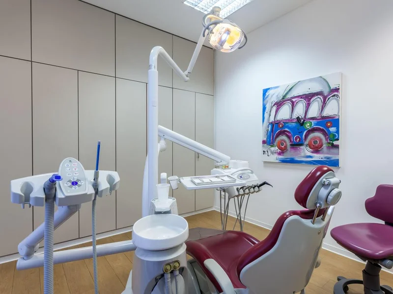 Zahnarzt Cologne - moderne Zahnarztpraxis in Köln Kalk