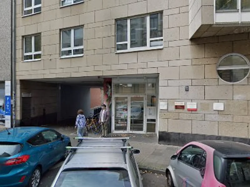 Herr Dr. med. dent. Oliver Zittlau