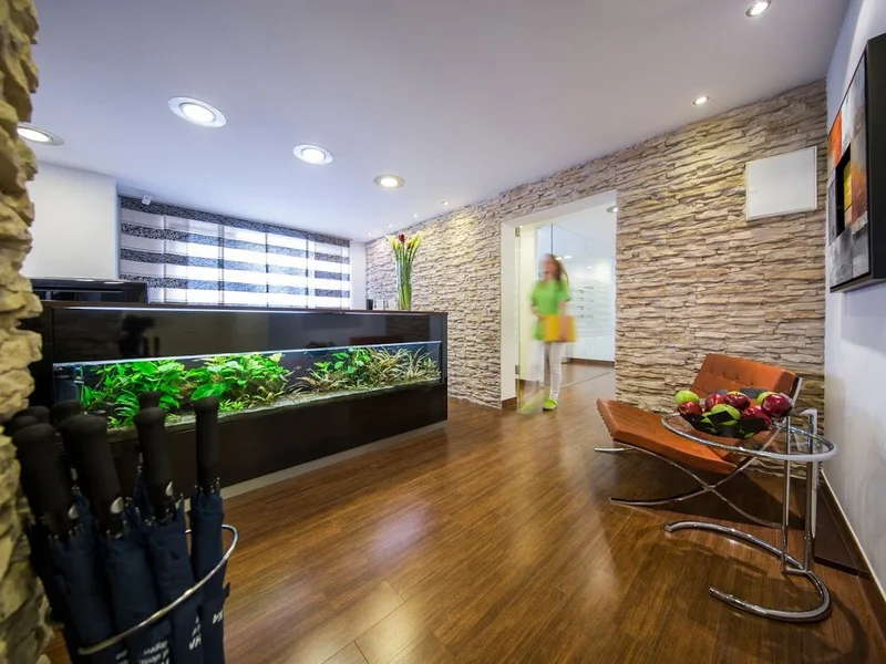 Dr. Marcus Moghadam MSc.