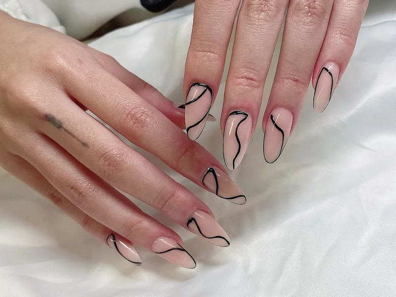 Be Corner Nails & Cosmetics