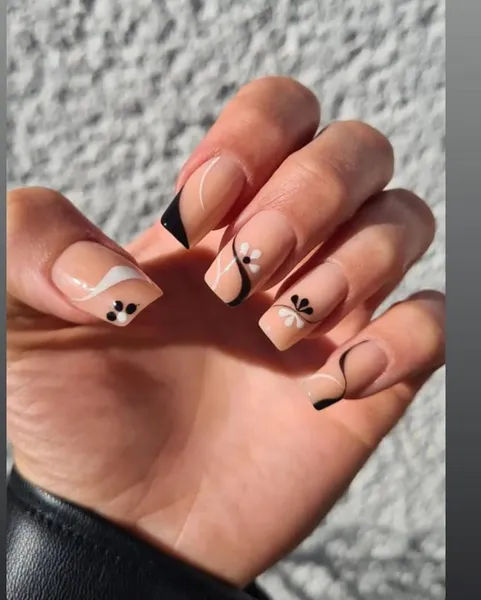 Lovely Nails