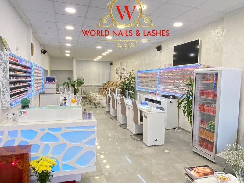World Nails & Lashes