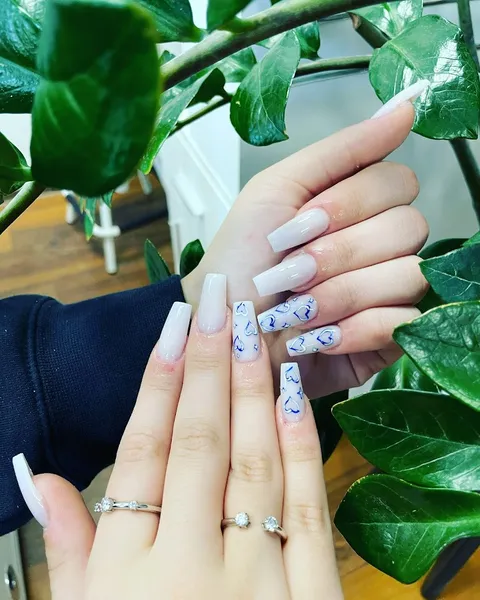 LUXURY Nails & Beauty