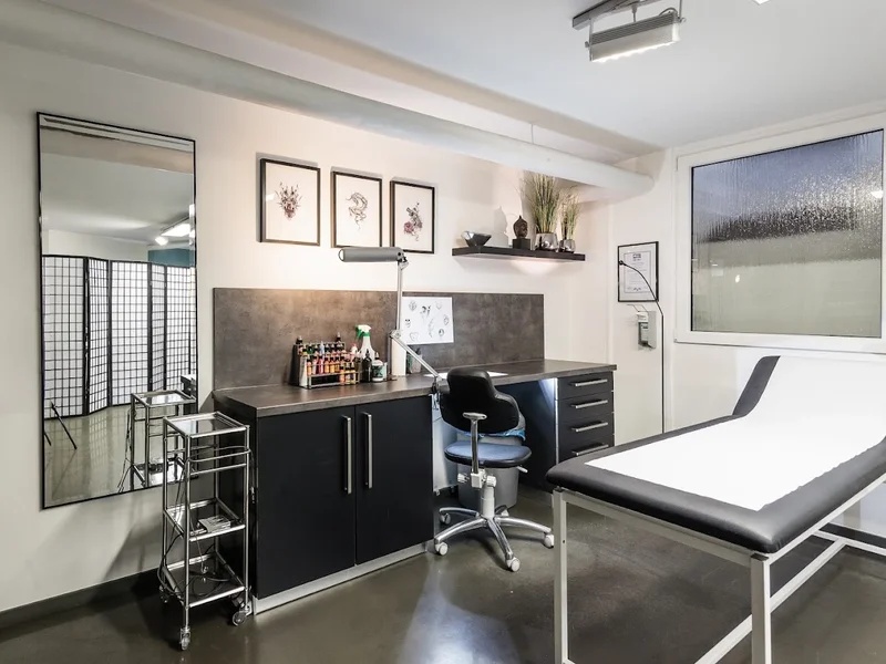 SkinWorks Praxis für Körperschmuck