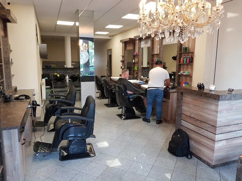 Gentleman's Barber Shop