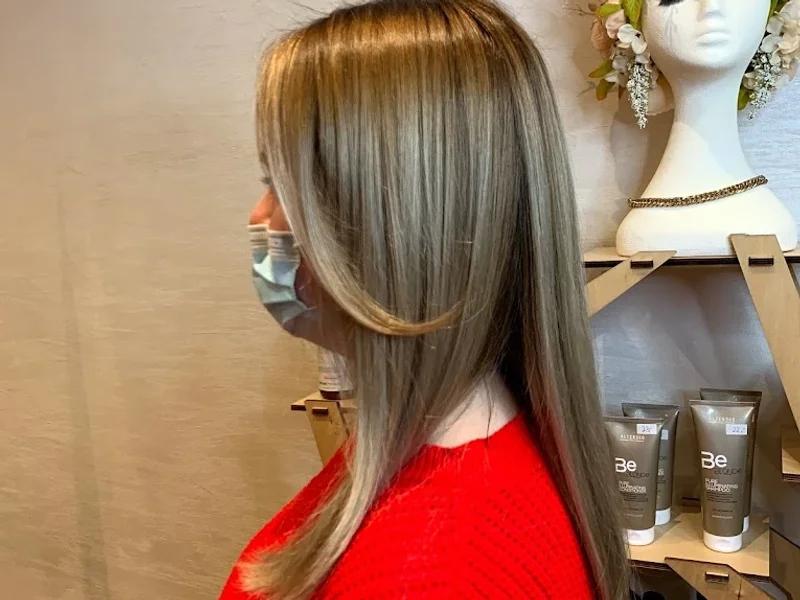 Jeannie La Coupe Hair Salon