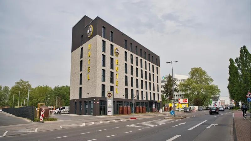 B&B HOTEL Köln-City