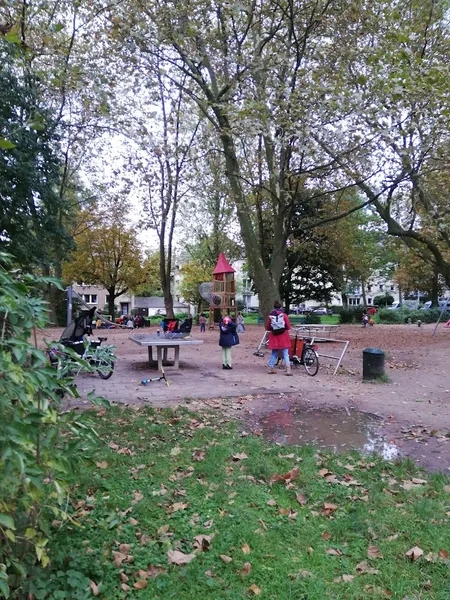 Mommsenspielplatz