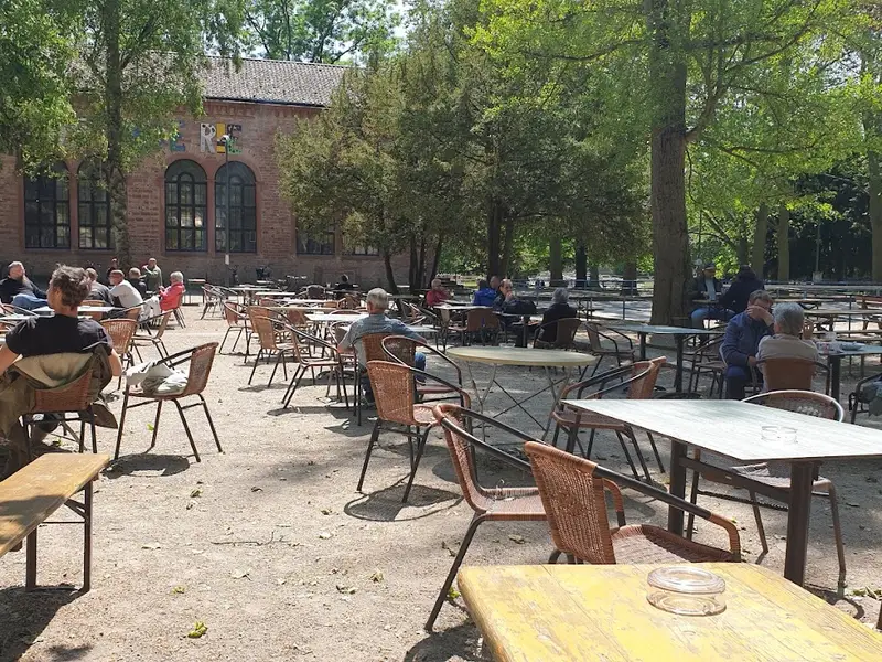 Cafe im Günthersburgpark