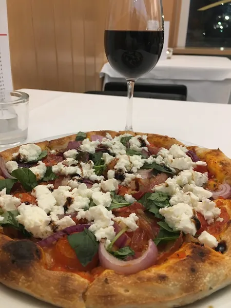 Pizzeria Marinella “cucina italiana”