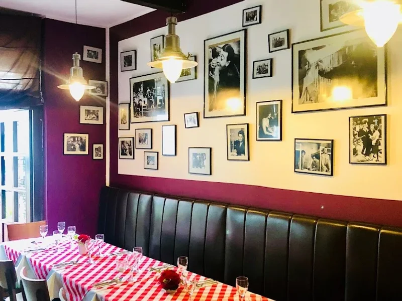 Pizzeria Trattoria Vinoteca - BOTTE