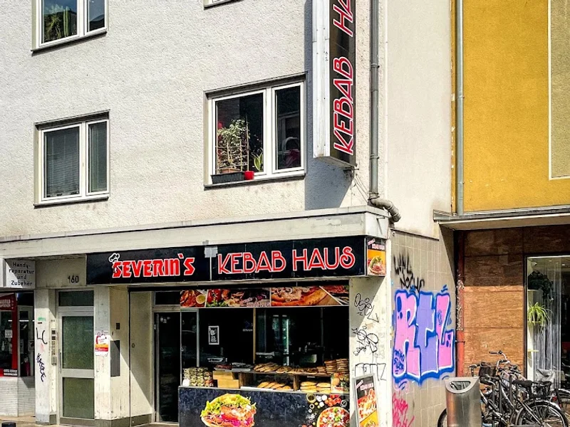 SEVERIN‘S Kebab Haus | Türkische Backkultur • Vom Drehspieß