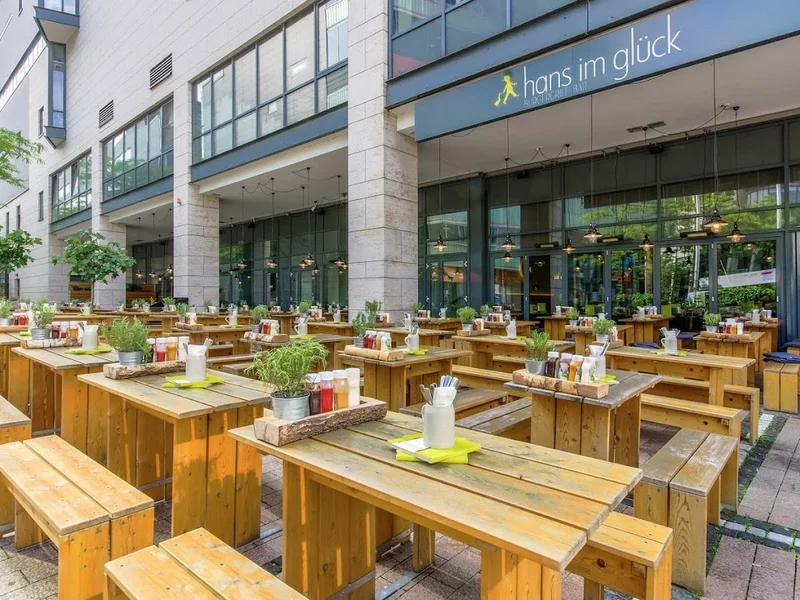 HANS IM GLÜCK - KÖLN Mediapark