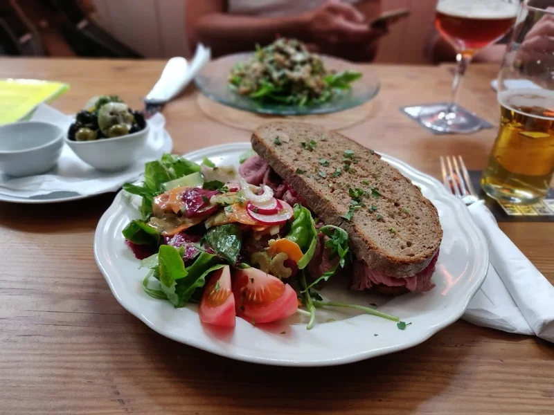 Wir Komplizen Gastronomie GmbH