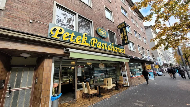 Petek Pastanesi Kalk