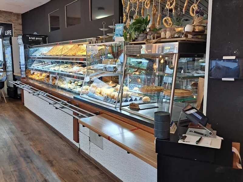 Urban Bakery & Café