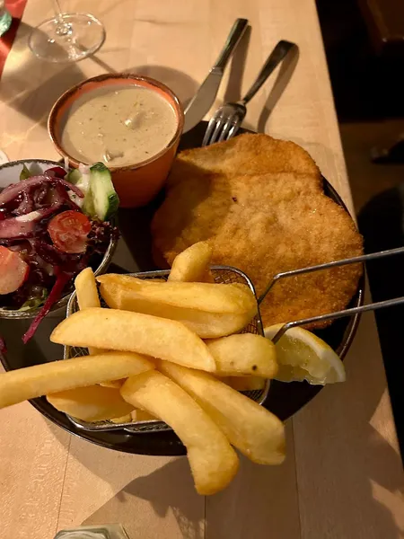 Das Veedel, Restaurant & Kneipe