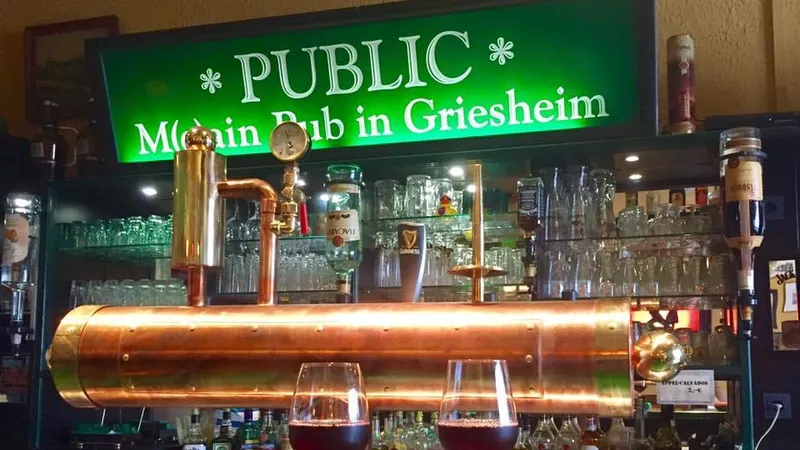 Public - M(e)ain Pub in Griesheim