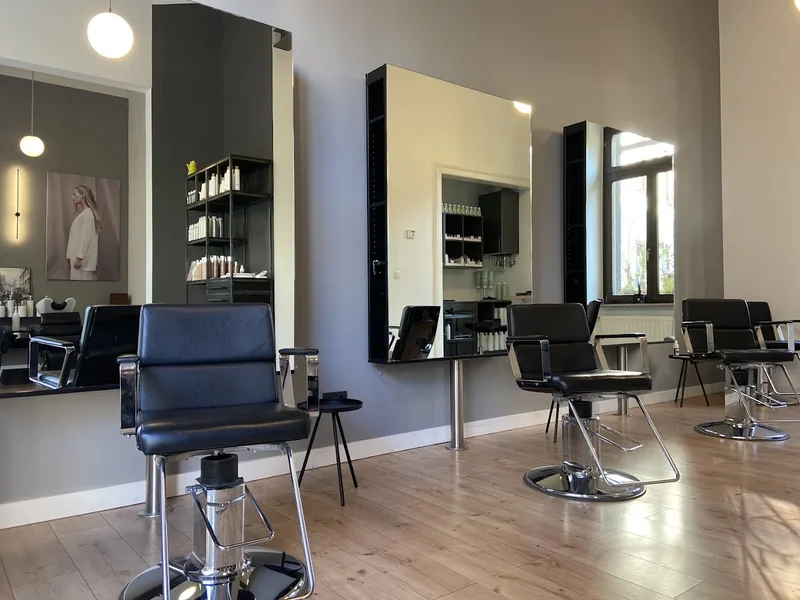 Blonde.ID by Damian Tworuschka Blond Friseur Frankfurt