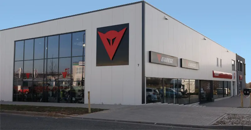 DAINESE FRANKFURT | Zubehör-Shop-Frankfurt