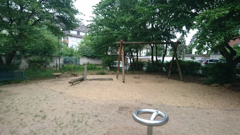 Hügelspielplatz