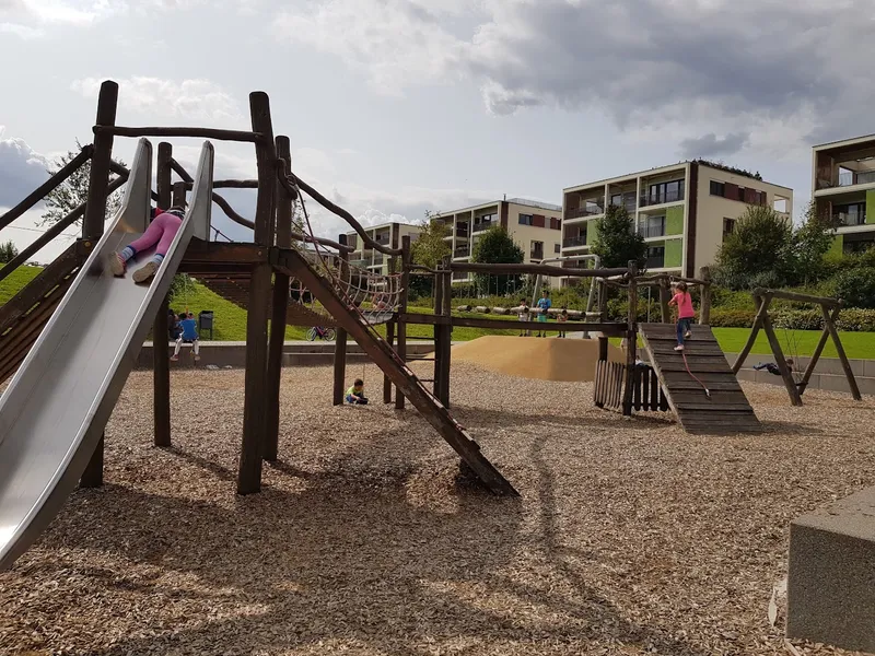 Drehscheiben-Spielplatz