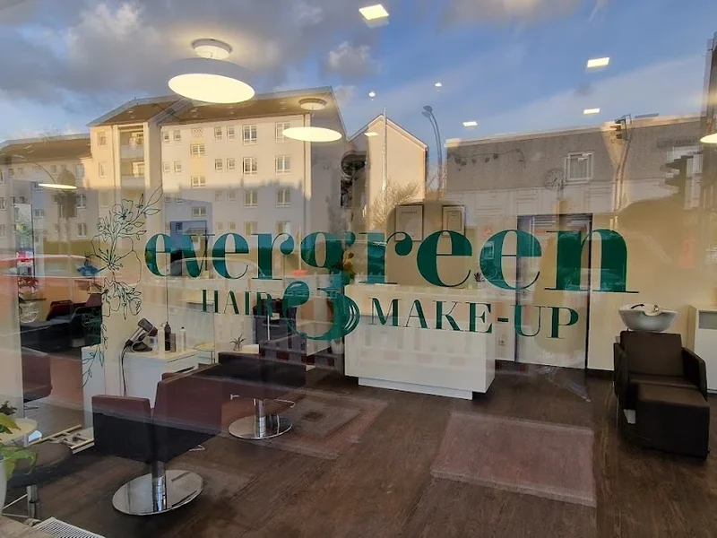 Evergreen Hair& Make-up