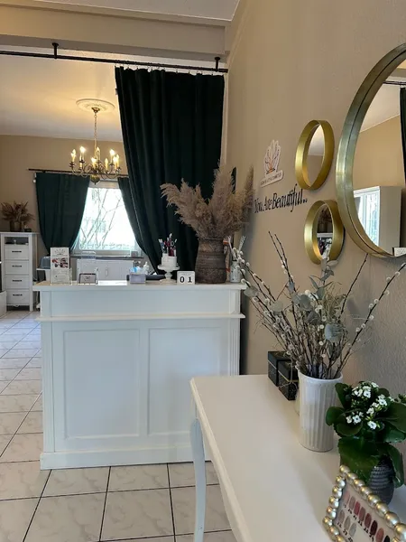 Elida Beauty & Cosmetics