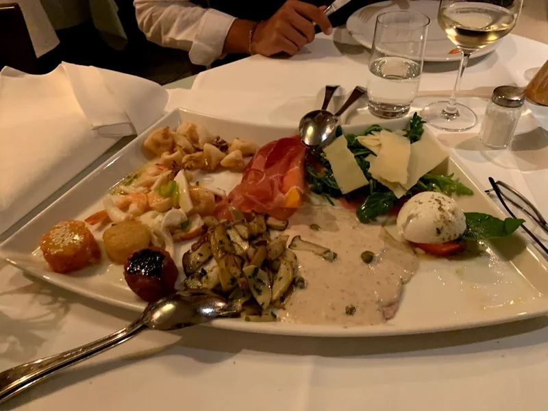 Azzurro - La Cucina Italiana