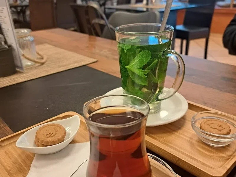 Te Daja Bistro Café