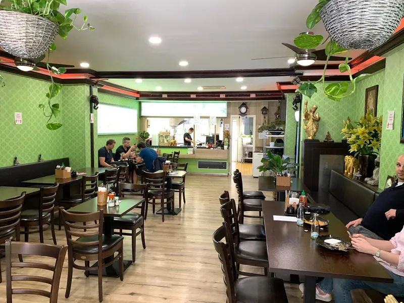 Thai-Viet Street Food Imbiss