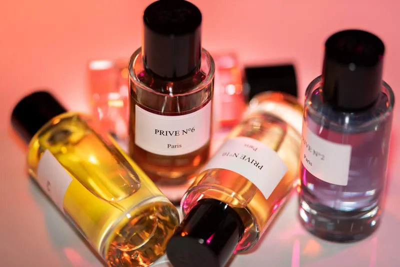 SF Perfume History GmbH